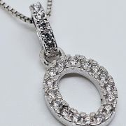 Collana in argento 925% con iniziale “O”